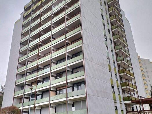 Wohnung zum Kauf 89.000 € 3 Zimmer 75 m² 8. Geschoss Im Altseiterstal Innenstadt Neunkirchen 66538