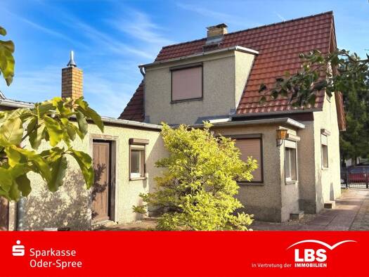 Einfamilienhaus zum Kauf 195.000 € 5 Zimmer 96 m² 1.061 m² Grundstück Fürstenwalde Fürstenwalde/Spree 15517