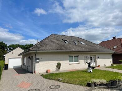 Einfamilienhaus zum Kauf 249.000 € 5 Zimmer 172,3 m² 771 m² Grundstück Scharrel Saterland 26683