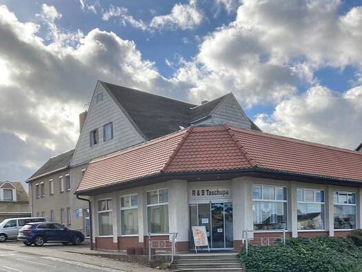 Haus zum Kauf 170.000 € 8 Zimmer 248 m² 800 m² Grundstück Gartenstraße 1a Mügeln 04769