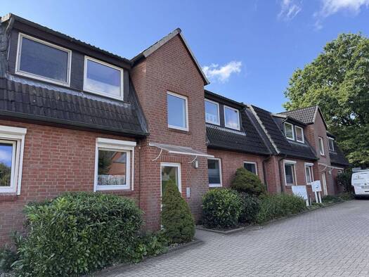 Wohnung zum Kauf 215.000 € 3 Zimmer 68,9 m² Geschoss 1/1 frei ab sofort Schulstraße 7 Delingsdorf 22941