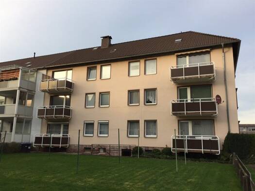 Wohnung zur Miete 489 € 3 Zimmer 65,2 m² 1. Geschoss frei ab sofort Braunschweiger Straße 16 Holzminden Holzminden 37603