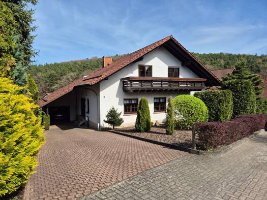Einfamilienhaus zum Kauf 535.000 € 8 Zimmer 353,1 m² 652 m² Grundstück frei ab sofort Queidersbach 66851