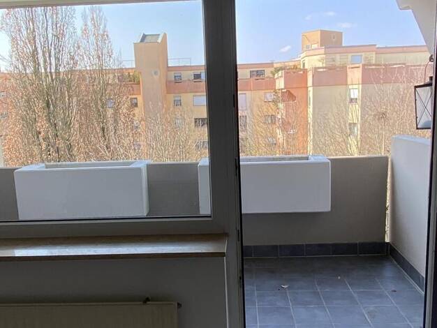 Wohnung zum Kauf 249.000 € 2,5 Zimmer 77 m² Geschoss 3/4 frei ab sofort Tamm 71732