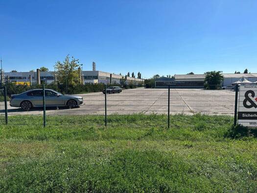 Grundstück zum Kauf als Kapitalanlage geeignet 2.590.000 € 1 Zimmer 36.000 m² Grundstück Upstallstraße Nord Brandenburg an der Havel 14772