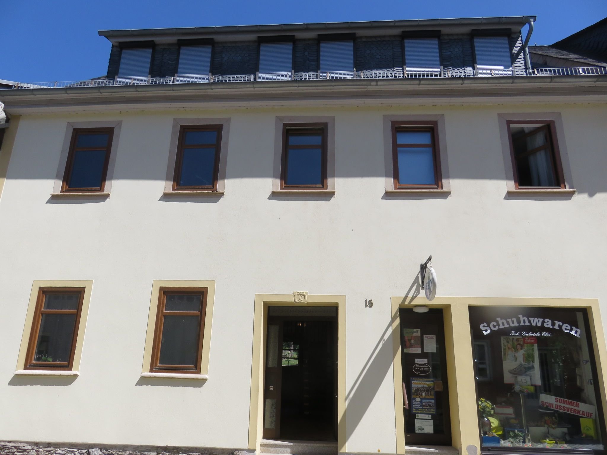 Mehrfamilienhaus zum Kauf als Kapitalanlage geeignet 169.000 € 308 m²<br/>Wohnfläche 823 m²<br/>Grundstück Leutenberg Leutenberg 07338