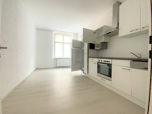 Wohnung zur Miete 860 € 3 Zimmer 89,2 m² 2. Geschoss frei ab 01.11.2026 Schwaz 6130