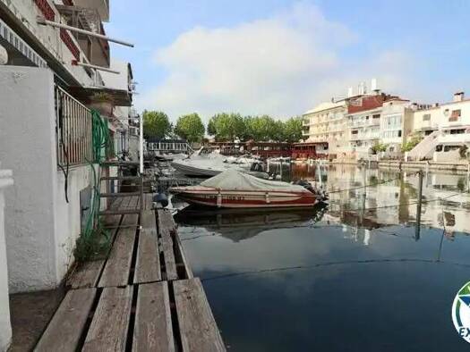 Chalet zum Kauf 295.000 € 2 Zimmer 67 m² Calle Porto Fino 44, 44 Castelló d'Empúries 17487