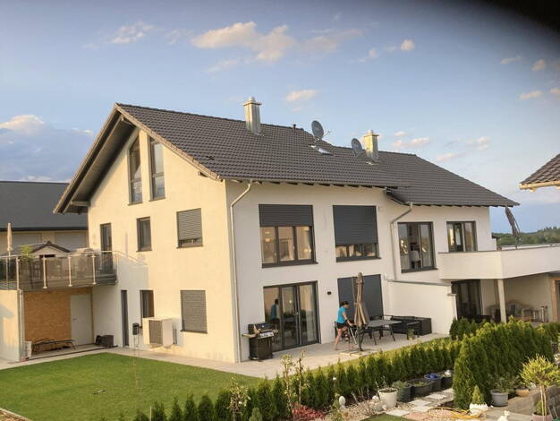 Doppelhaushälfte zur Miete 1.600 € 8 Zimmer 160 m² 450 m² Grundstück frei ab 01.01.2027 Carlo Schellemannstr 26B Bruck Eggenfelden 84307