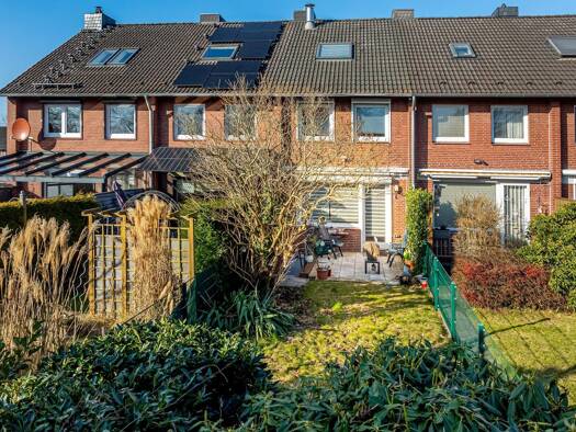Reihenmittelhaus zum Kauf 349.000 € 3 Zimmer 74 m² 124 m² Grundstück frei ab sofort Harksheide Norderstedt 22844