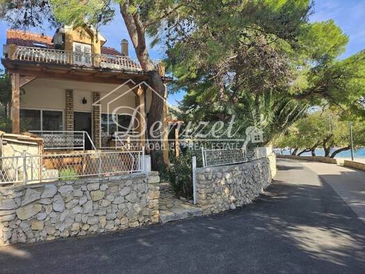 Einfamilienhaus zum Kauf 895.000 € 6 Zimmer 312 m² Šibenik 22000