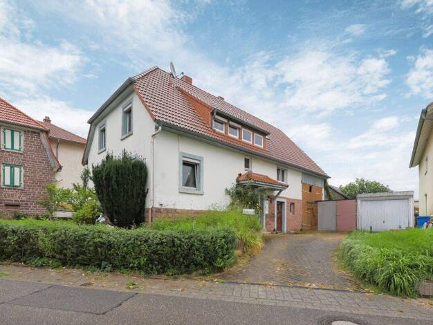 Einfamilienhaus zum Kauf 495.000 € 6 Zimmer 131 m² 1.044 m² Grundstück Schöllbronn Ettlingen / Schöllbronn 76275