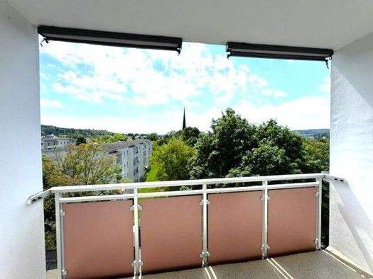 Wohnung zum Kauf 77.500 € 3 Zimmer 69,5 m² Geschoss 3/3 frei ab sofort Langenberg Gera 07552