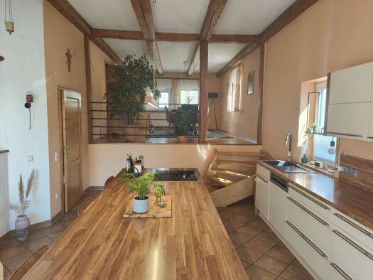 Einfamilienhaus zur Miete 1.800 € 5 Zimmer 215 m² frei ab 01.11.2026 Kirchehrenbach 91356