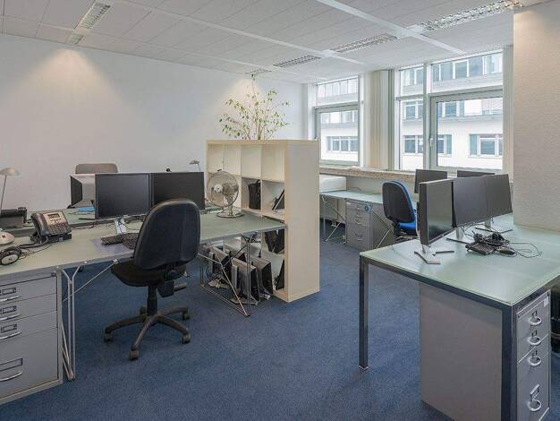 Bürofläche zur Miete provisionsfrei 250 € 4 m² Bürofläche Fanny Zobel Str. Alt-Treptow Berlin 12435