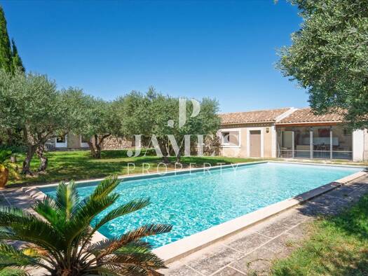 Haus zum Kauf 1.520.000 € 295 m² 1.300 m² Grundstück Eygalières 13810