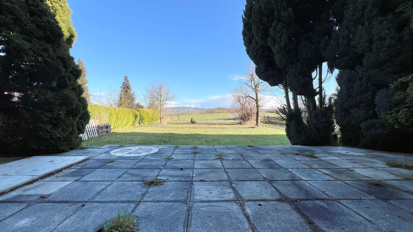 Immobilie in Lohfelden - Großzügiges Ein- bis Zweifamilienhaus mit vielseitigem Energiekonzept - Bild 3