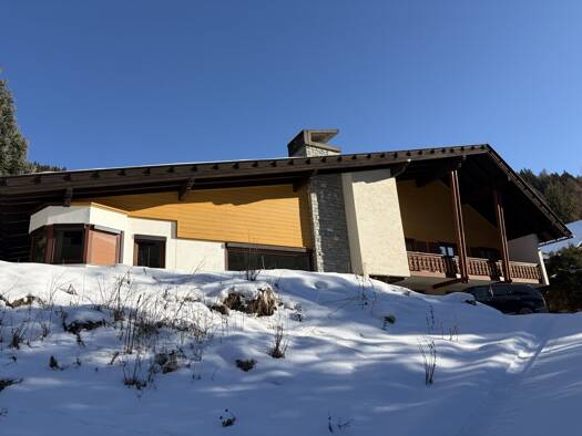 Haus zum Kauf 990.000 € 2.400 m² Grundstück Krems in Kärnten 9862