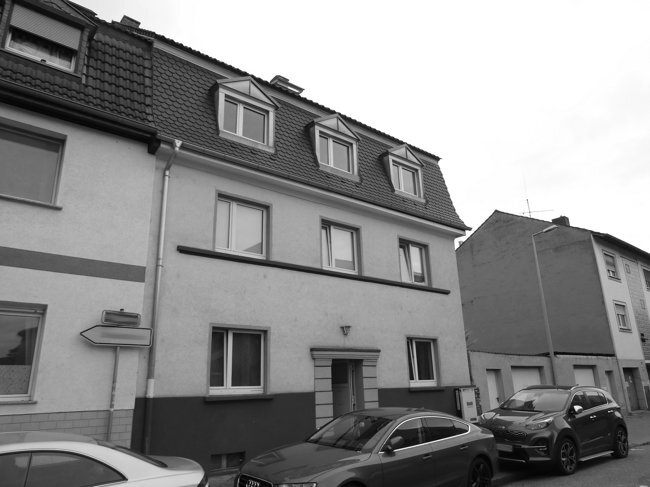 Mehrfamilienhaus zum Kauf 1.250.000 € 12,5 Zimmer 348 m²<br/>Wohnfläche 155 m²<br/>Grundstück Neckarau - Mitte Mannheim 68199