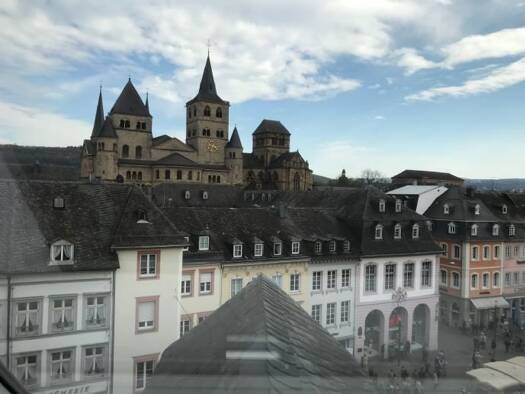 Wohnung zur Miete 1.200 € 3 Zimmer 100 m² frei ab 01.03.2026 Hauptmarkt 21 Innenstadt Trier 54290