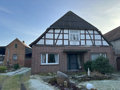 Bauernhaus zum Kauf 141.000 € 7 Zimmer 150 m² 2.746 m² Grundstück frei ab sofort Dorfstraße 16 Radenbeck Wittingen 29378