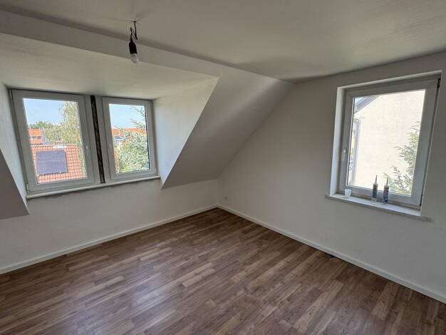Wohnung zur Miete 1.160 € 3 Zimmer 89 m² 2. Geschoss frei ab 01.10.2025 Coschütz/Gittersee Dresden 01189