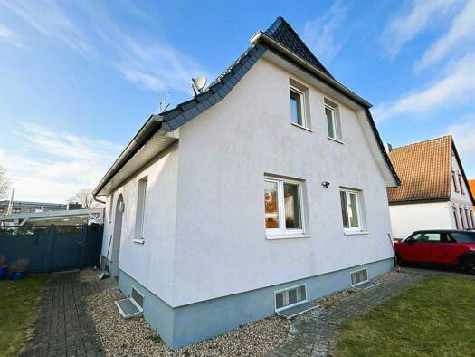 Einfamilienhaus zum Kauf 289.000 € 5,5 Zimmer 140 m² 593 m² Grundstück Langen Geestland-Langen 27607