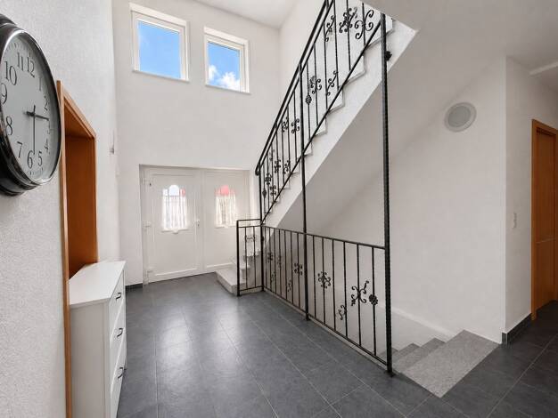 Mehrfamilienhaus zum Kauf 650.000 € 10 Zimmer 240 m² 2.500 m² Grundstück Bahnweg 7 Gaderoth Nümbrecht 51588