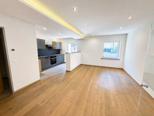 Wohnung zum Kauf 325.000 € 2 Zimmer 64,6 m² EG Grödig 5082