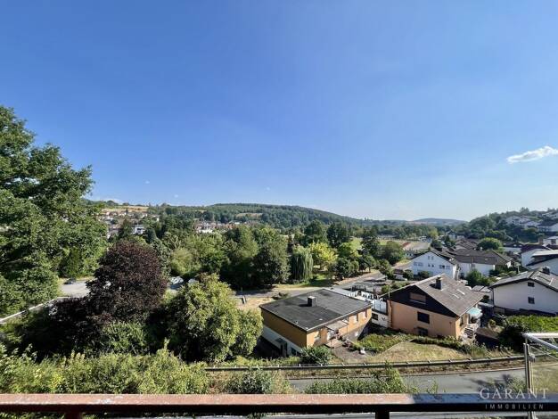 Doppelhaushälfte zum Kauf 224.000 € 4 Zimmer 117 m² 180 m² Grundstück Ortenberg Ortenberg 63683