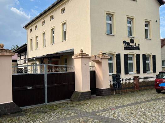 Bauernhaus zum Kauf 15 Zimmer 270 m² 2.058 m² Grundstück frei ab sofort Deutzen Neukieritzsch 04575