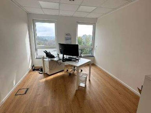 Bürofläche zur Miete provisionsfrei 400 € 30 m² Bürofläche Heinz-Fröling-Straße Moitzfeld Bergisch Gladbach 51429