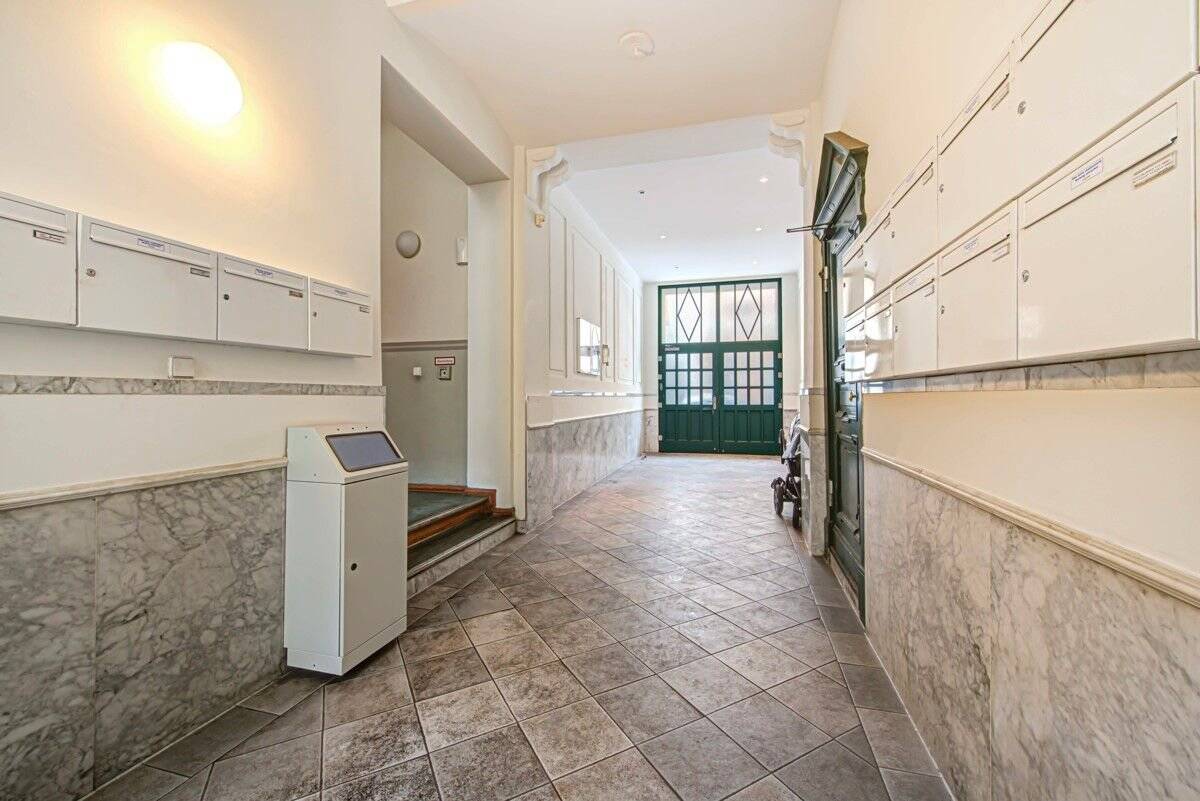 Property thumbnail 6