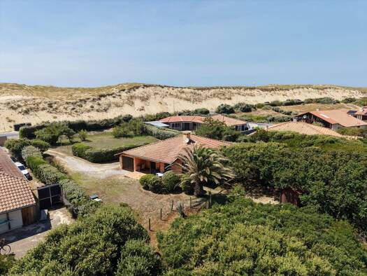 Haus zum Kauf 1.885.000 € 75 m² 1.600 m² Grundstück Hossegor Soorts-Hossegor 40150