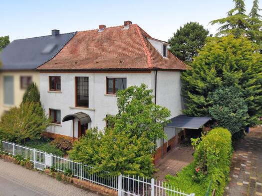 Haus zum Kauf 580.000 € 7 Zimmer 175 m² 887 m² Grundstück Sandhausen 69207
