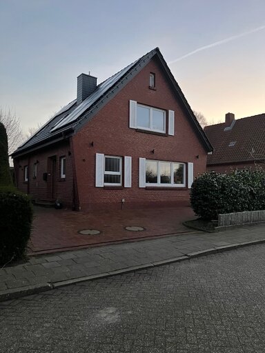 Haus zur Miete 1.350 € 5 Zimmer 130 m² 250 m² Grundstück frei ab 01.02.2025 Norden Norden 26506