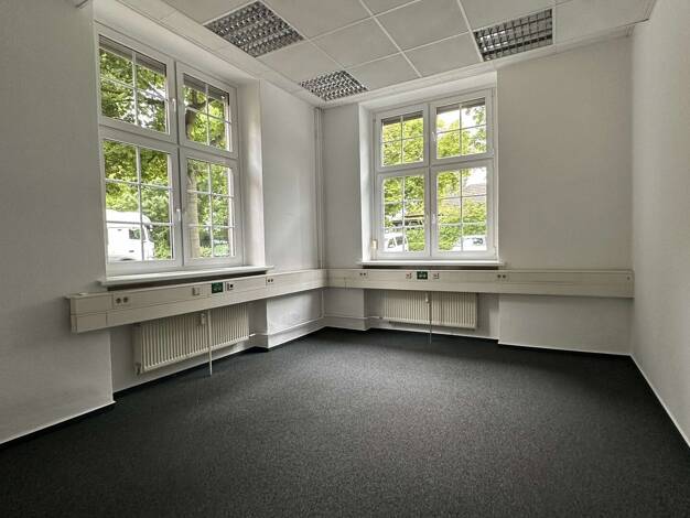 Bürogebäude zur Miete 14 € 12 Zimmer 295,7 m² Bürofläche Friedrich-Engels-Straße 24 Teltower Vorstadt Potsdam 14473