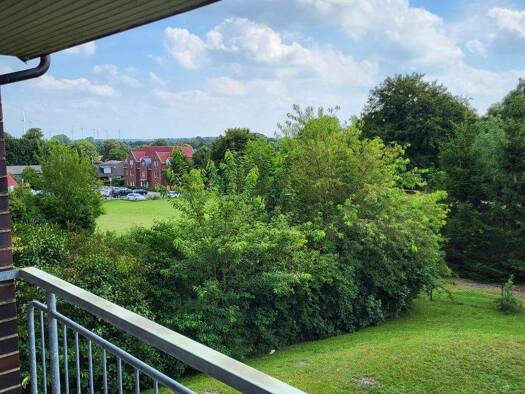 Wohnung zur Miete 890 € 3 Zimmer 100,1 m² 1. Geschoss frei ab sofort An der Schonung 19, 19a, 19b Altenwalde Cuxhaven 27478