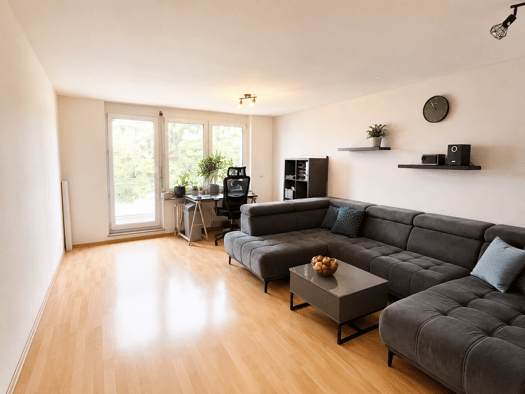 Wohnung zur Miete 650 € 2 Zimmer 48 m² 3. Geschoss Hofen Stuttgart 70378