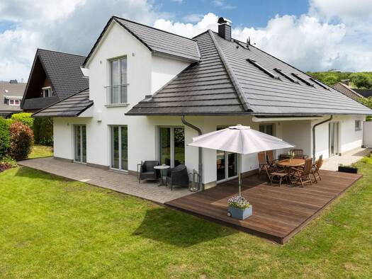 Einfamilienhaus zum Kauf 1.795.000 € 9 Zimmer 300 m² 1.070 m² Grundstück Travemünde Travemünde 23570