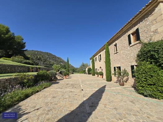 Landhaus zum Kauf 9.500.000 € 9 Zimmer 650 m² 100.000 m² Grundstück Pollença 07460