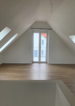 Wohnung zur Miete 1.354 € 2,5 Zimmer 87,2 m²<br/>Wohnfläche 11.12.2024<br/>Verfügbarkeit Liegnitzer Str. 5 Dachau Dachau 85221