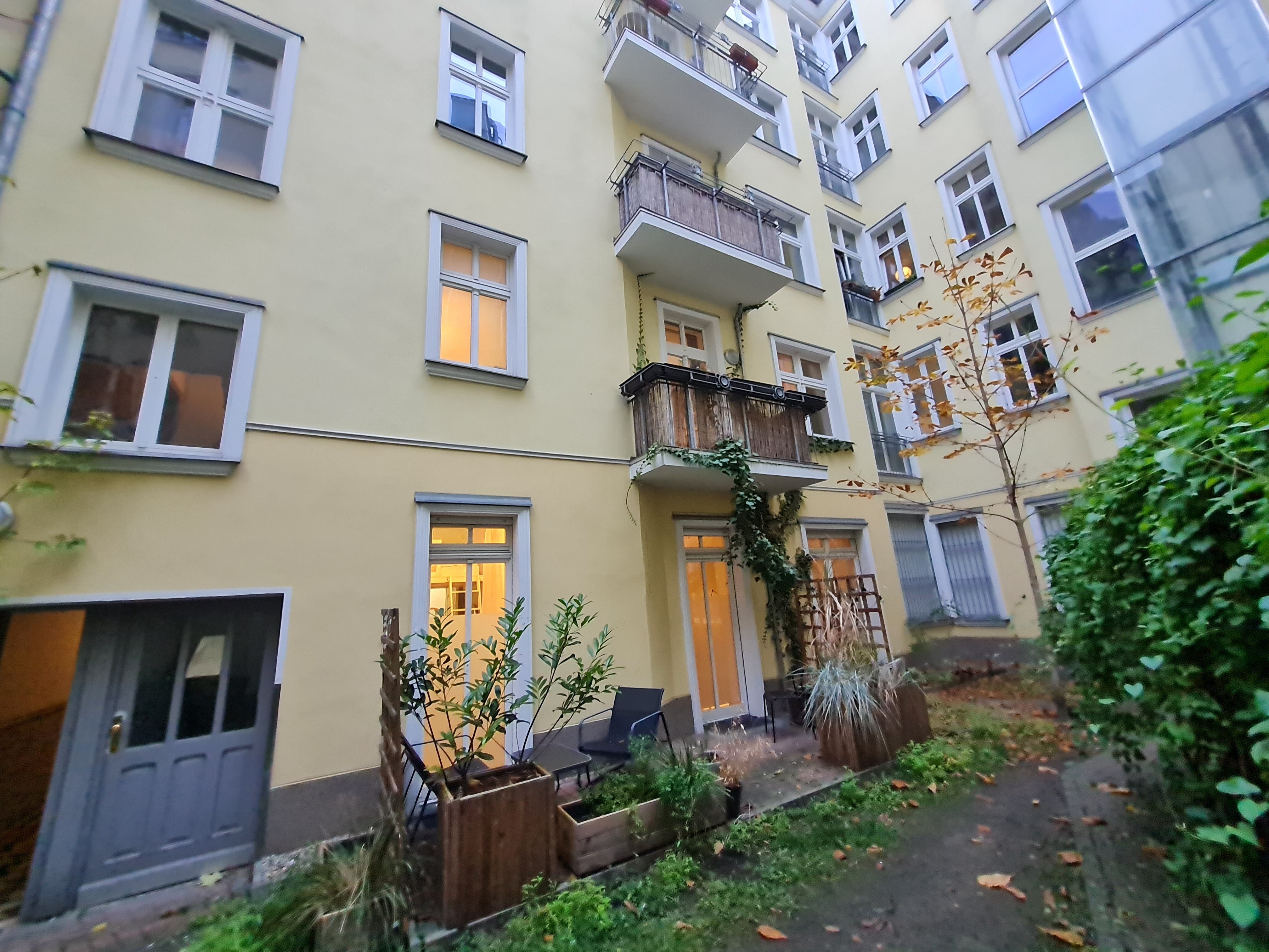 Wohnung zum Kauf 850.000 € 4 Zimmer 96 m²<br/>Wohnfläche 1.<br/>Geschoss Prenzlauer Berg Berlin 10437