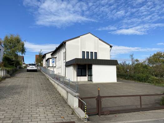 Haus zum Kauf provisionsfrei 779.000 € 5 Zimmer 390 m² 1.499 m² Grundstück In Scherrengärten 20 Sondelfingen Reutlingen 72766