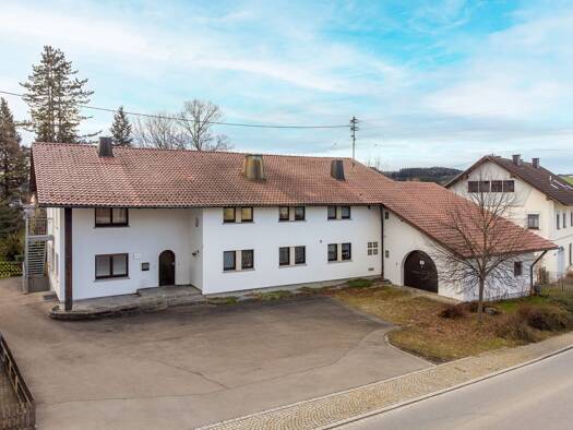 Einfamilienhaus zum Kauf 1.100.000 € 7 Zimmer 340 m² 3.110 m² Grundstück Markt Rettenbach 87733