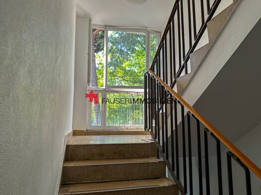 Mehrfamilienhaus zum Kauf als Kapitalanlage geeignet 4.900.000 € 674 m² 2.735 m² Grundstück Westend Charlottenburg-Wilmersdorf 14055
