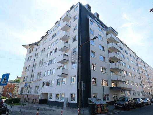 Studio zur Miete 690 € 1 Zimmer 28 m² 4. Geschoss frei ab 01.04.2026 Wöhrd Nürnberg 90489