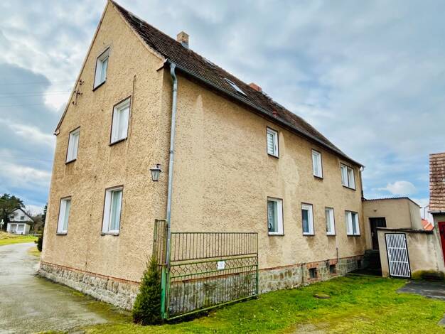 Mehrfamilienhaus zum Kauf 179.000 € 10 Zimmer 230 m² 7.626 m² Grundstück Schwepnitz Schwepnitz 01936