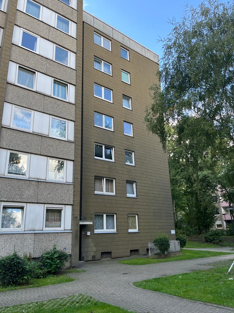 Wohnung zur Miete nur mit Wohnberechtigungsschein 442 € 3,5 Zimmer 75 m²<br/>Wohnfläche 5.<br/>Geschoss 22.11.2024<br/>Verfügbarkeit Friedrich-Henkel-Weg 14 Dorstfeld Dortmund 44149