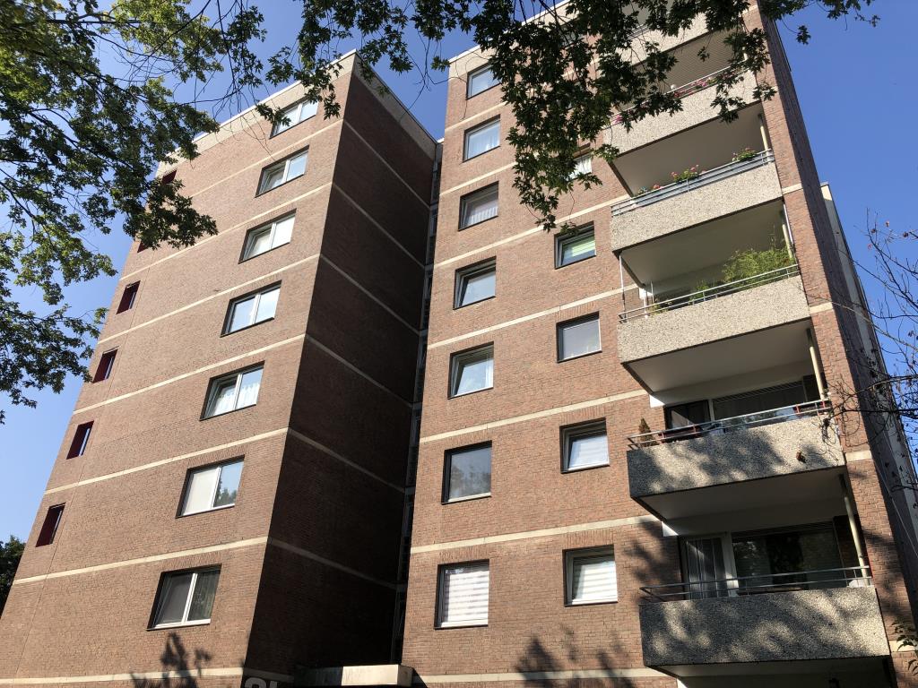 Wohnung zur Miete 806 € 2 Zimmer 63,3 m²<br/>Wohnfläche 3.<br/>Geschoss 30.01.2025<br/>Verfügbarkeit Zwickauer Straße 21 Vennhausen Düsseldorf 40627